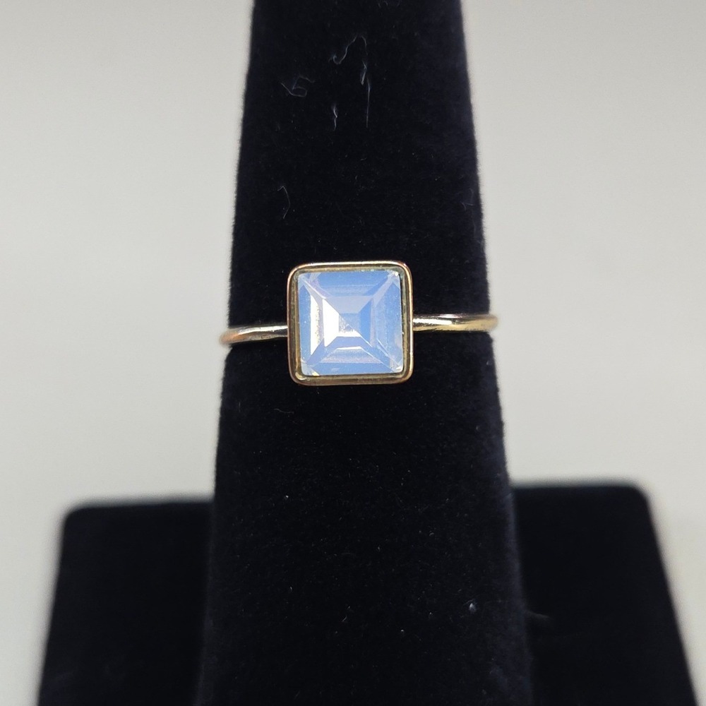 Gold Tone Square Light Blue Stone Pyramid Minimalist Stacking Ring Size 7.5 0365